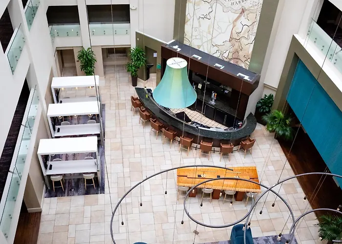 4 star hotel: Crowne Plaza Charleston By Ihg