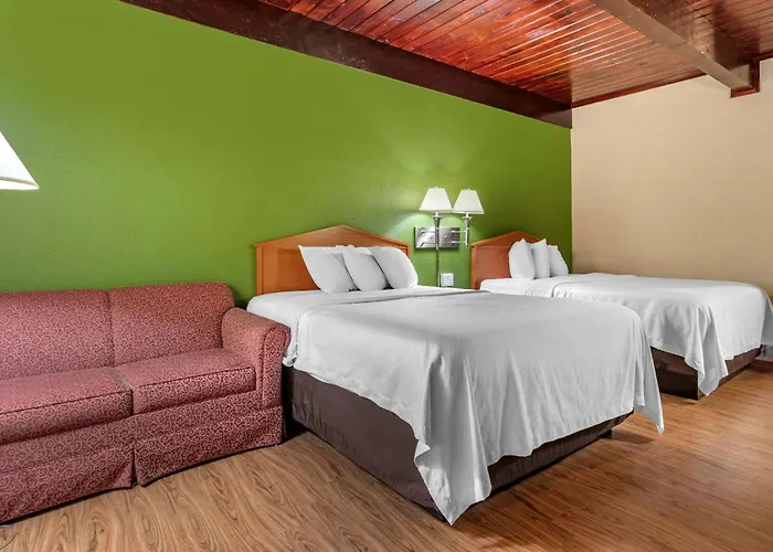 Villa: Econo Lodge Tallahassee Downtown - University