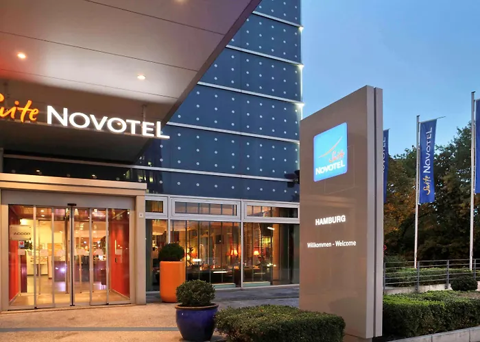  Novotel Suites Hamburg City