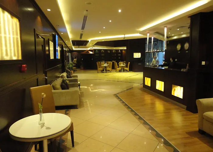 Fortune Plaza , Dubai Airport