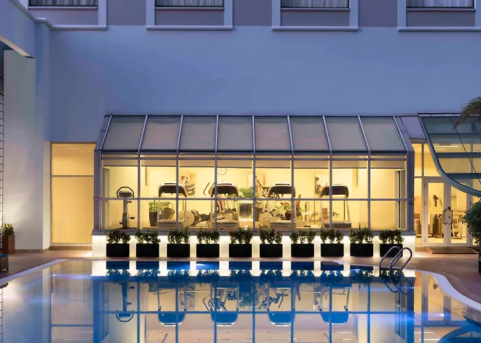 Ping Pong hotel: Sheraton Saigon Grand Opera Hotel