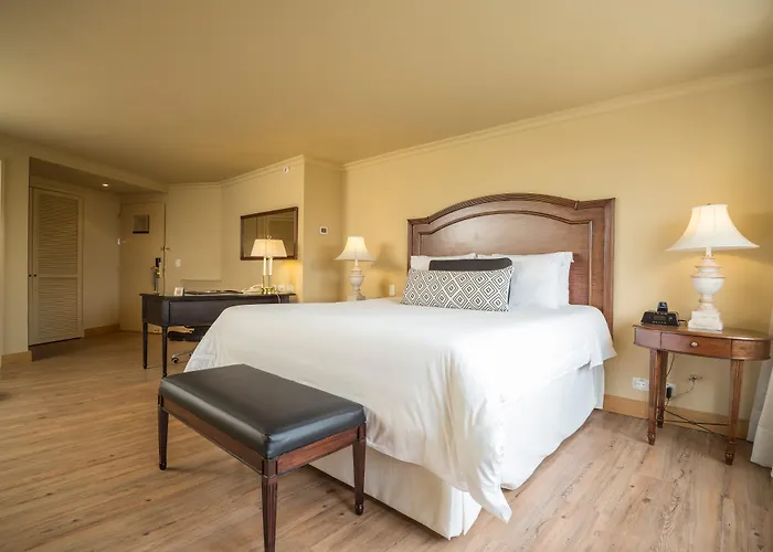 Hotel con tenis: Intercontinental Medellin - Movich By Ihg
