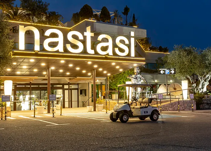 Hotel de lujo: Nastasi Hotel & Spa