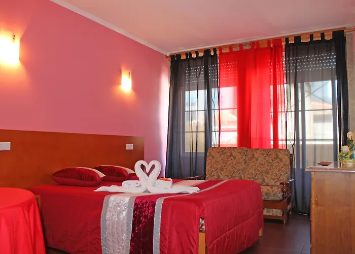 Alojamento com o café da manhã Apenas: Guesthouse Monte Carlo