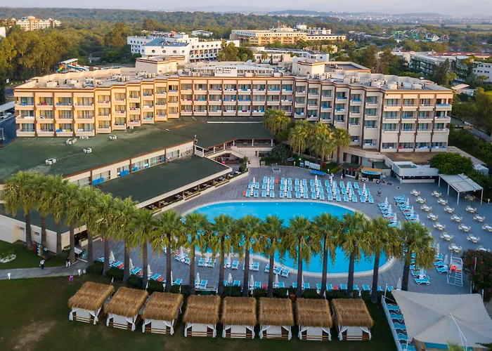 Hotel met uitzicht: Amara Family Resort
