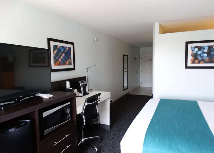 Best Western Plus Orlando Lake Buena Vista South Inn & Suites Kissimmee