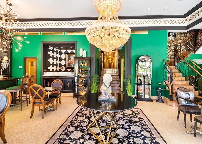 Luxury hotel only: Cavalier South Beach Hotel