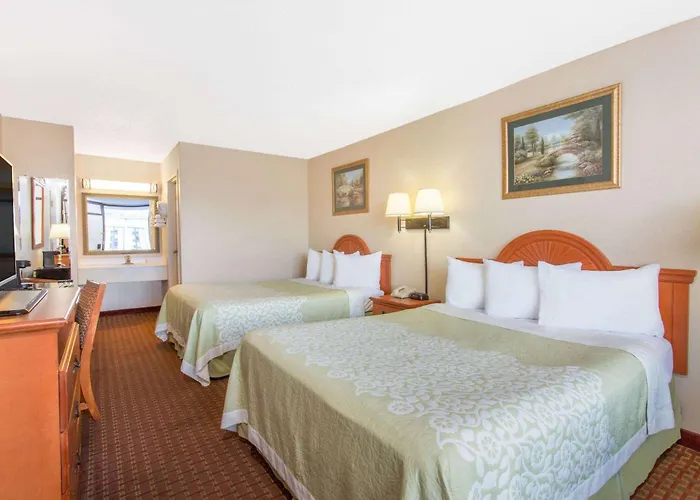 Days Inn By Wyndham Princeton