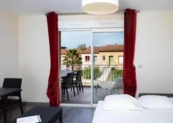SOWELL RESIDENCES Les Perles De Saint Tropez