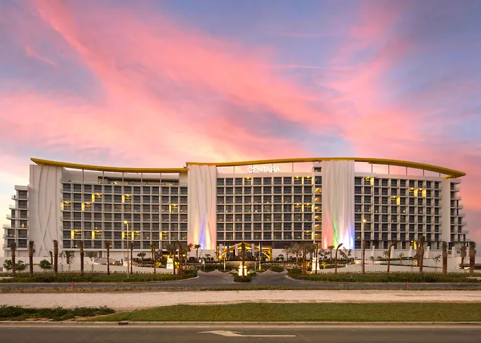 Hotel de praia: Centara Mirage Beach Resort Dubai
