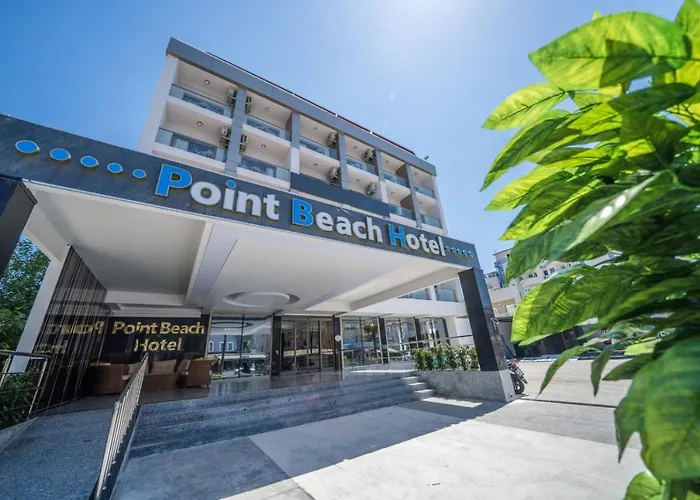 Dog friendly hotels Point Beach