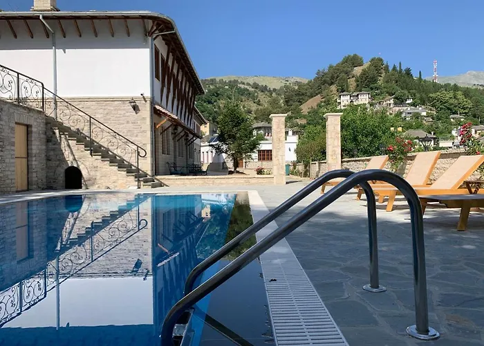 Rose Garden Hotel Gjirokastër