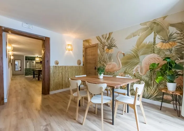 Hotel cerca del colegio: Santo - Coworking - Coliving - Madrid