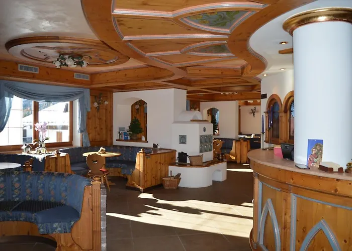 Hotel Villa Aurora San Martino Di Castrozza
