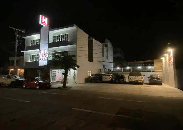 Tucán
