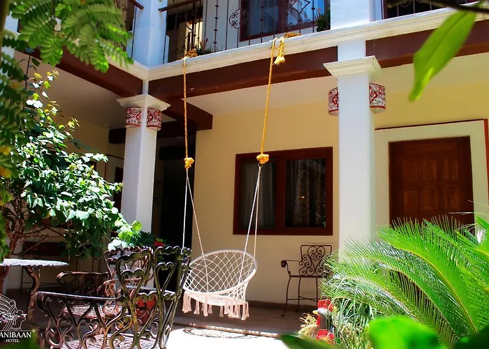 Hotel Danibaan