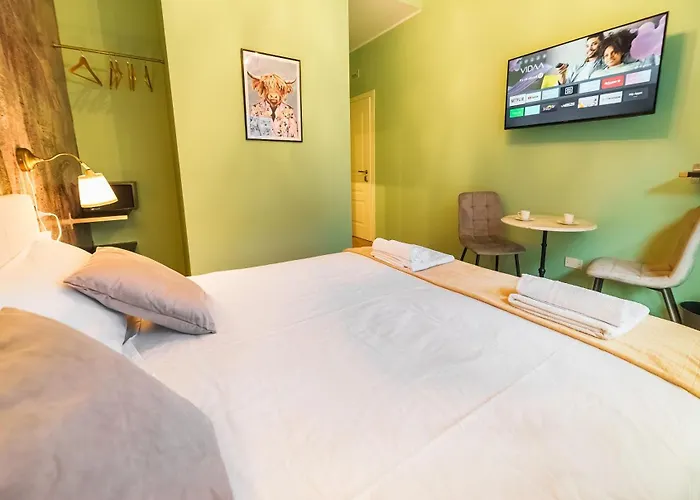 Romana Suites