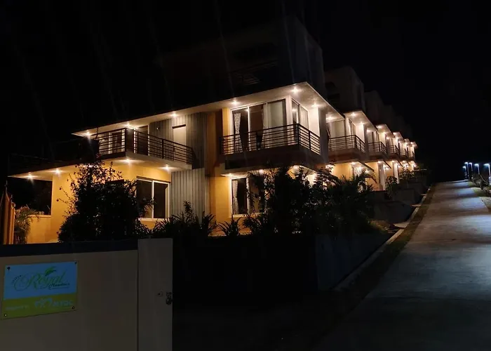 Holidays home Royal Meadows - Igatpuri Bungalow B