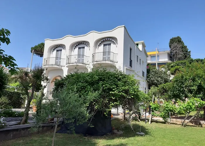 Un Letto A Gaeta - Villa A Fontania