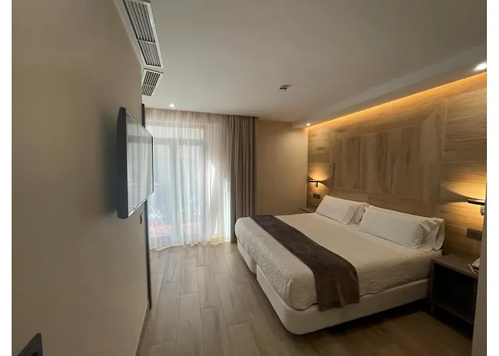 Hotel de 3 estrellas: Castilla Guerrero