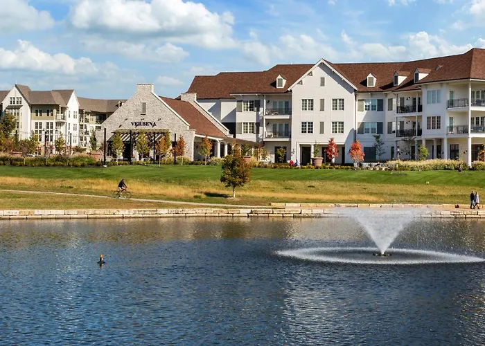 Luxury hotel only: The Inn At Meadowbrook