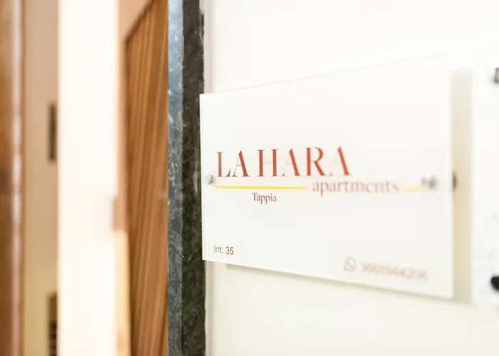 Casa vacanza: La Hara Apartments