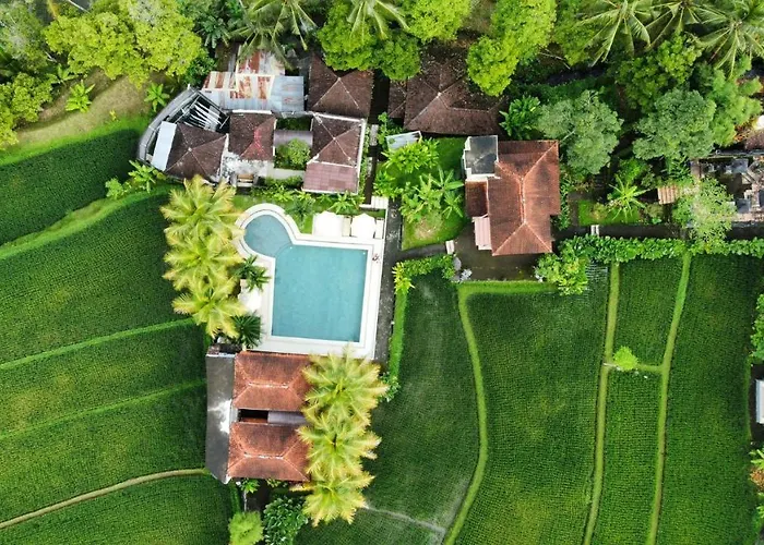 Atres Villa Munduk