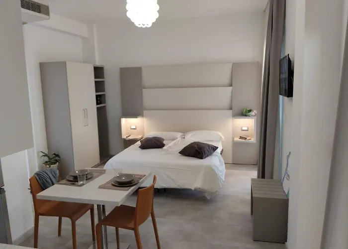  Abel & Residence
