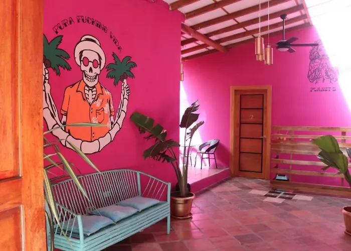  Planet B Hostel - Adults Only