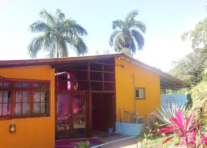  Planet B Hostel - Adults Only