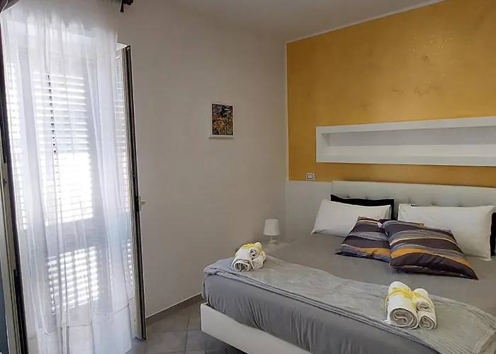 B&B: B&B Marina