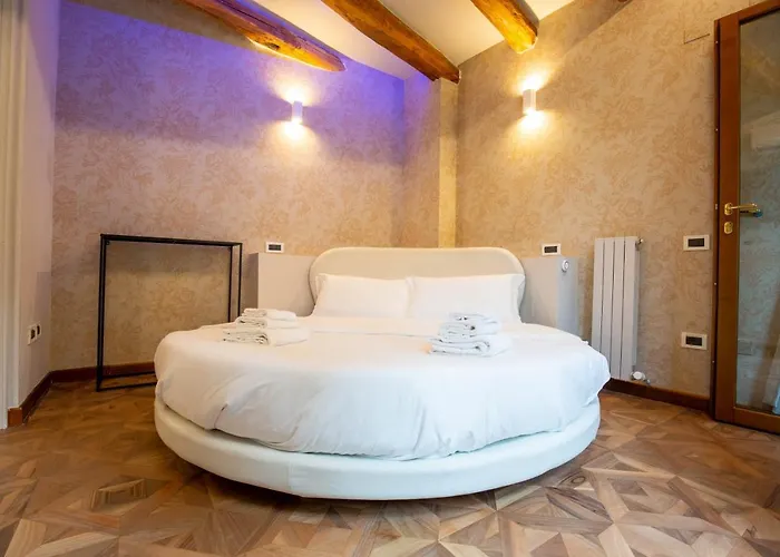 BolognaRoomscom - Falegnami Boutique