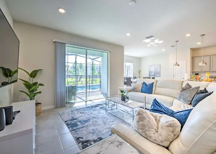 5 Bedroom Private Pool Home 15 Min To Disney World, Davenport