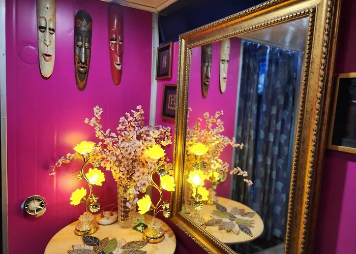 Pet Friendly hotel: Hotel The Cube Stay