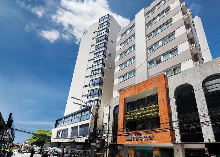 Hotel com pingue-pongue: Miramar Hotel