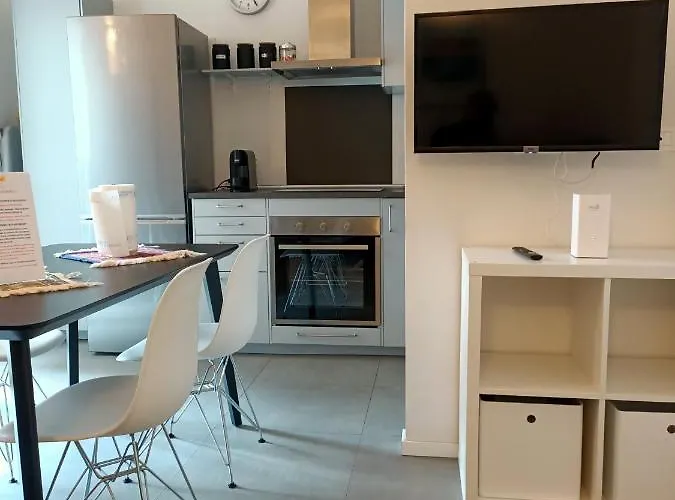  Bologna House Residence
