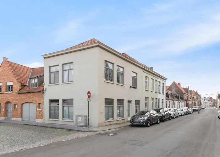Hotel: Huswell - Charming Getaway In The Historical City Center