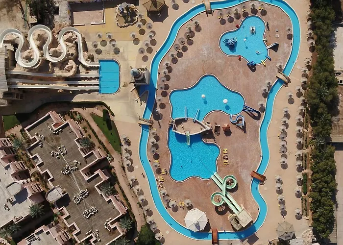 Parrotel Aqua Park