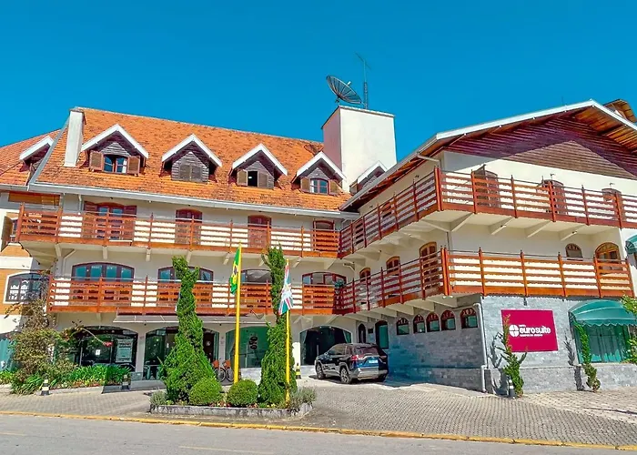 Hotel Euro Suíte Campos do Jordão By Nacional Inn - A 800 metros da Vila Capivari