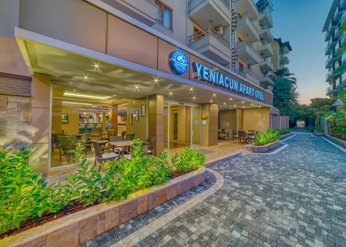 Hotel met zwembad: Yeniacun Apart Hotel