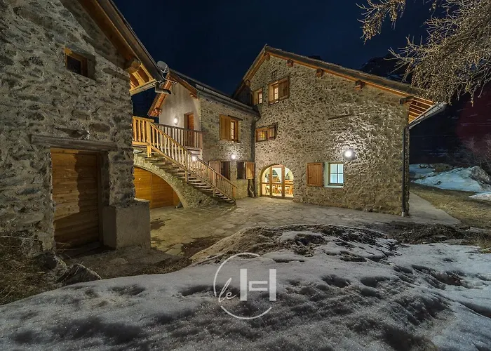Villa: Le Fontenil - domaine de Serre Chevalier - 10 à 20 personnes
