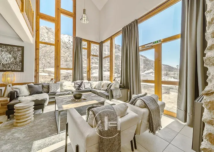 Villa: Le Fontenil - domaine de Serre Chevalier - 10 à 20 personnes