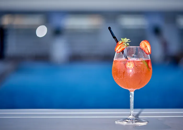 Hotel sulla spiaggia: Media One Hotel