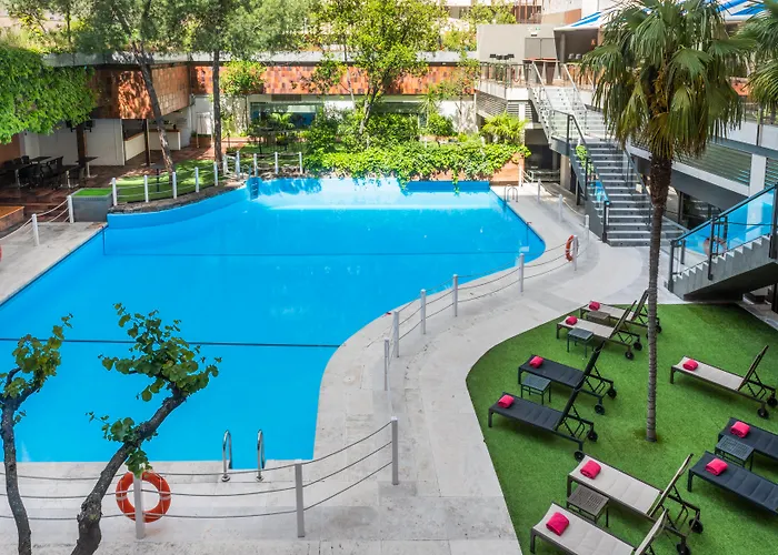 Hotel con tennis: Melia Castilla