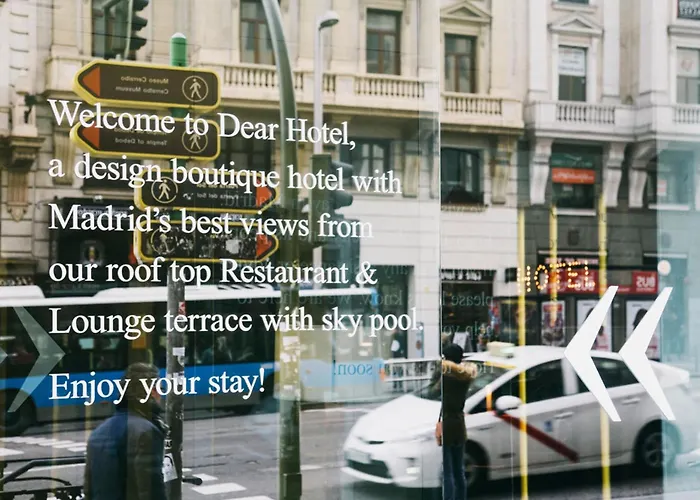 Hotel com piscina: Dear Hotel Madrid
