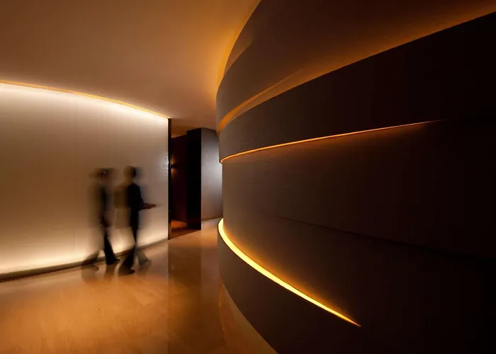 Resort: Hilton Guangzhou Tianhe: Canton Fair Shuttle & Registration