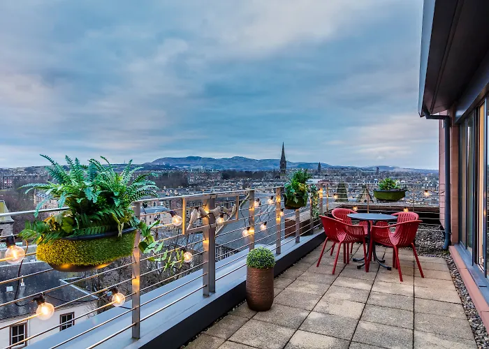  Novotel Edinburgh Centre