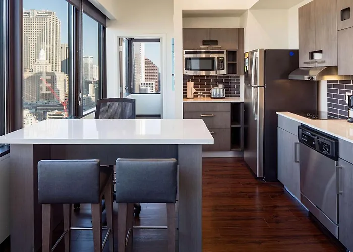 Pet Friendly hotel: Hyatt House New Orleans Downtown