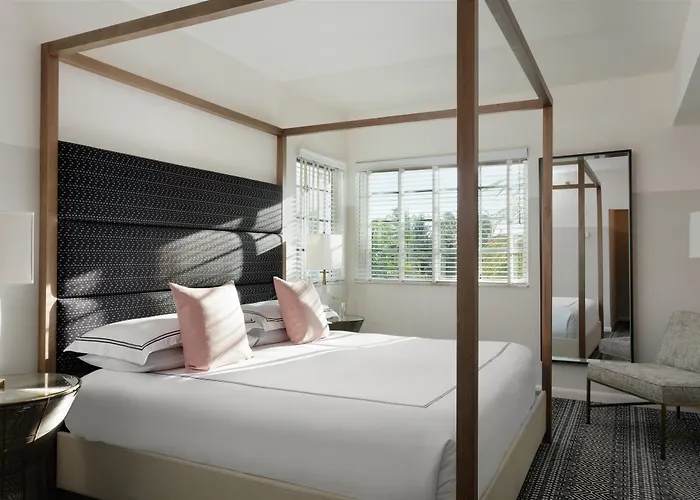 Hotel de luxo Apenas: Kimpton Surfcomber Hotel By Ihg