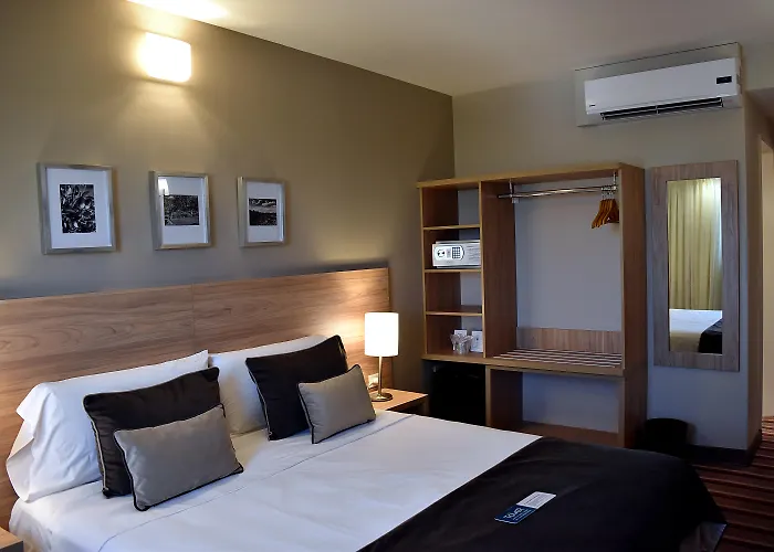 Hotel Tower Inn & Suites